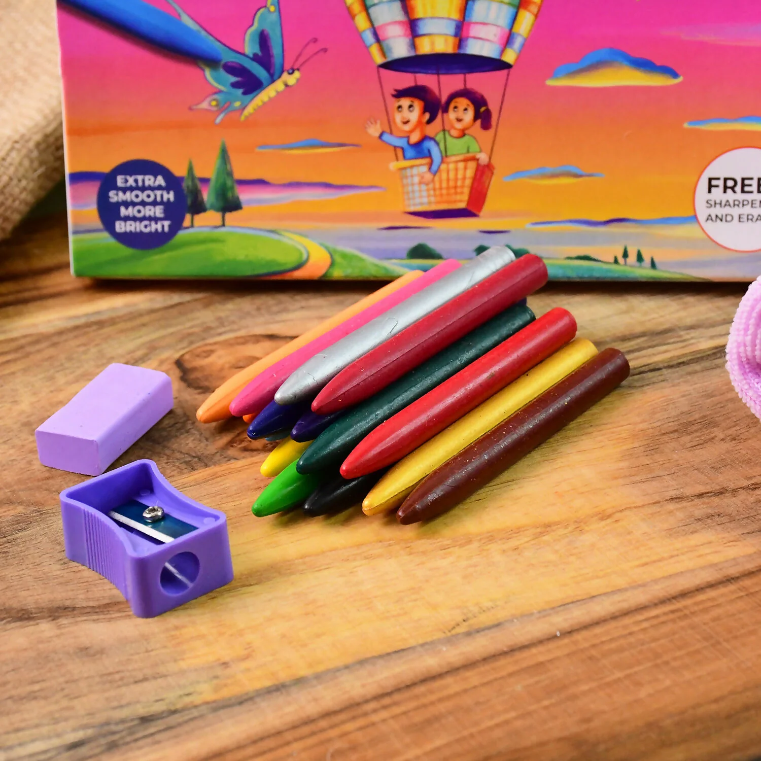 Camel Plastic Crayons 15 Assorted Shades with Free Sharpener and Eraser - Image 3