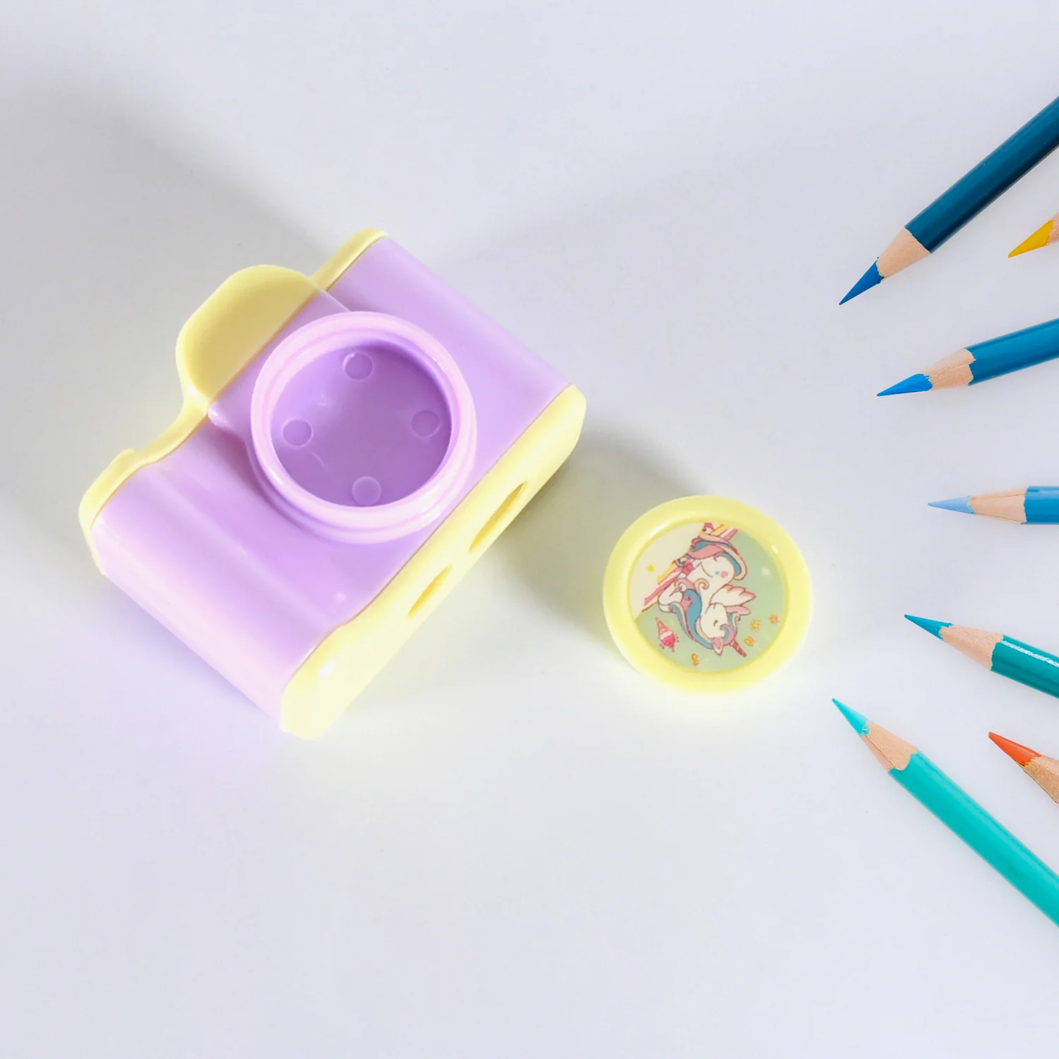 Camera Shape Pencil Sharpener – Stylish Lightweight Sharpener for Kids & Office - Image 5