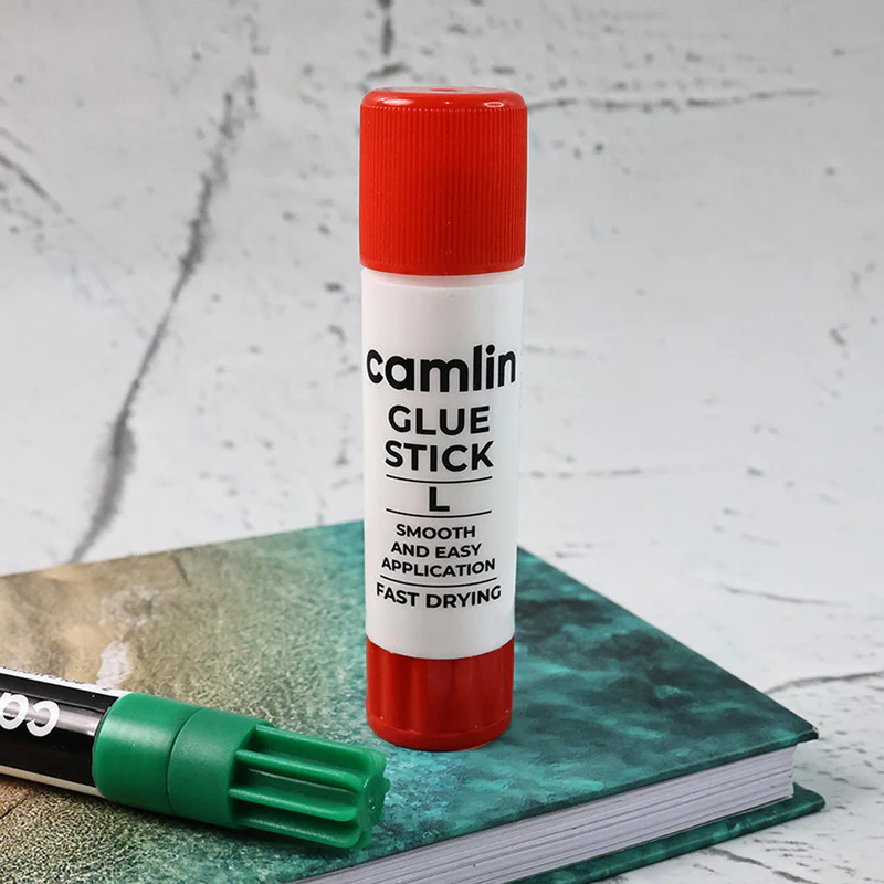 Camlin Glue Stick – Large Size Smooth and Easy Application Fast Drying Adhesive (15 Gm) - Image 3