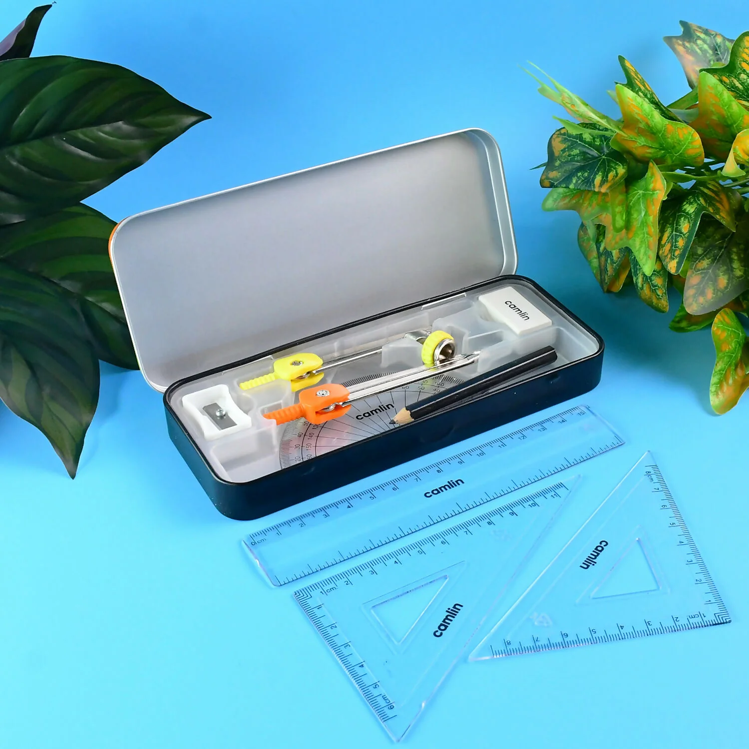 Camlin Scholar Mathematical Drawing Instruments Box (1 Pc) - Image 4