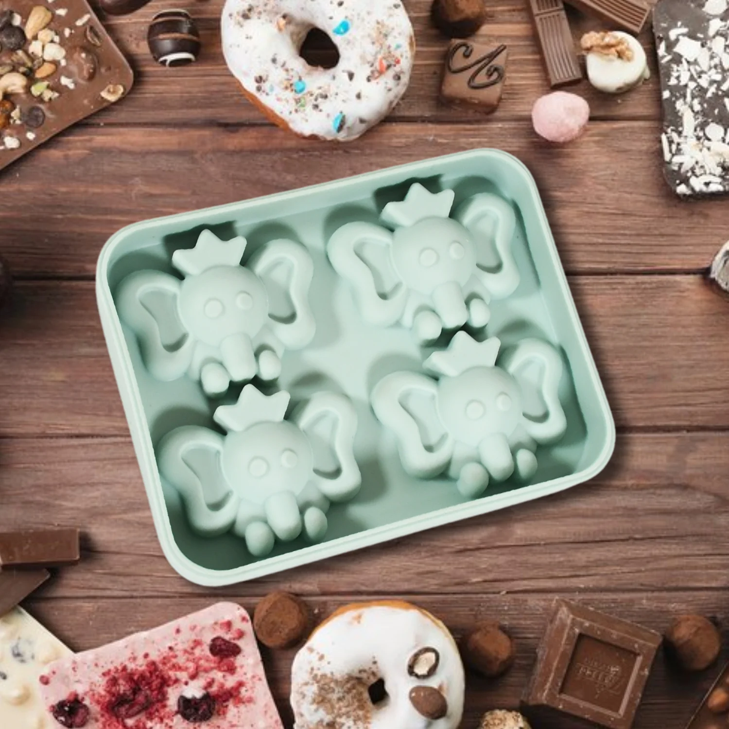 Silicone Cartoon Shape 4 Grid Ice Cube Tray  for Fridge 1 Pc - Image 3