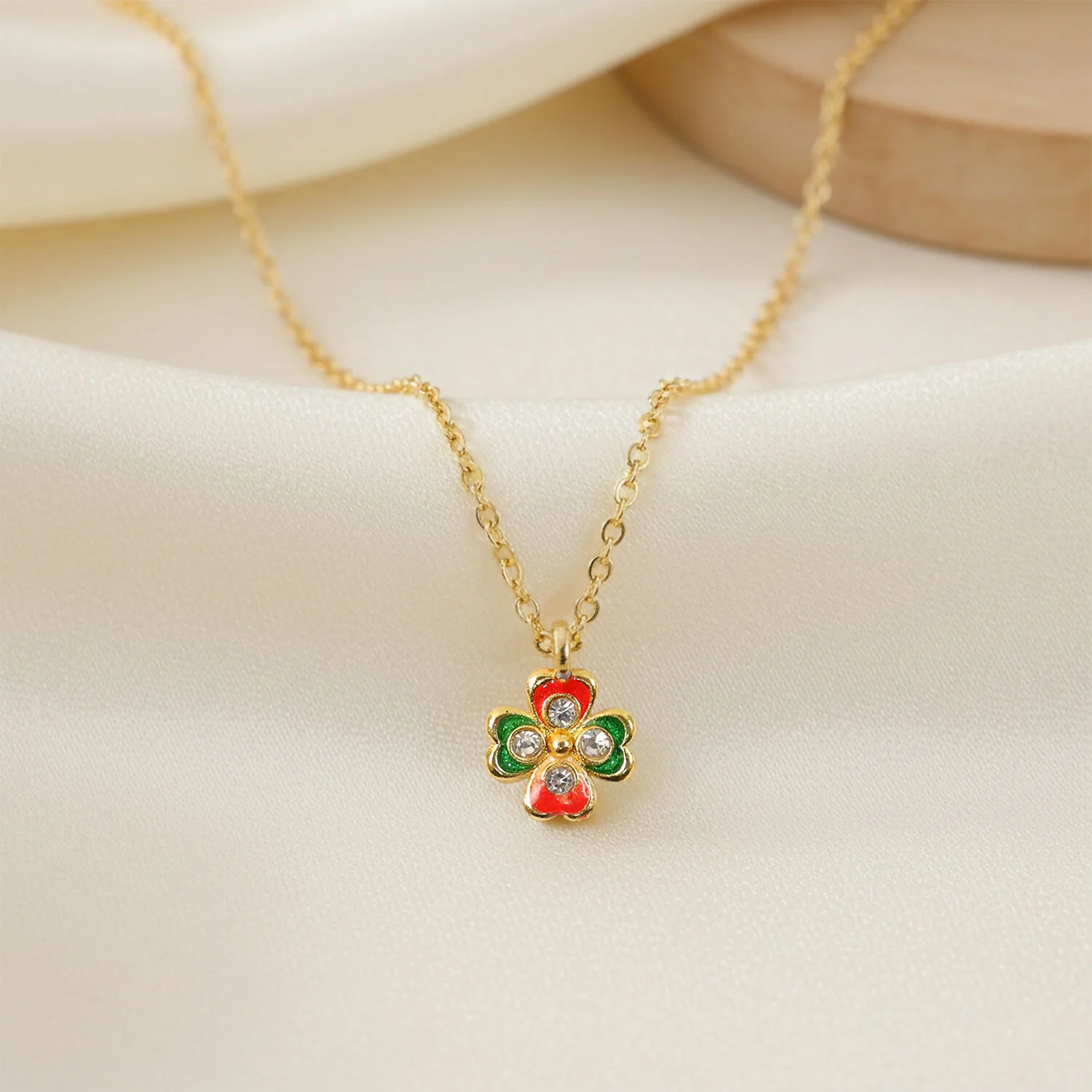 Charming Floral Charm Pendant Necklace with Chain for Women
