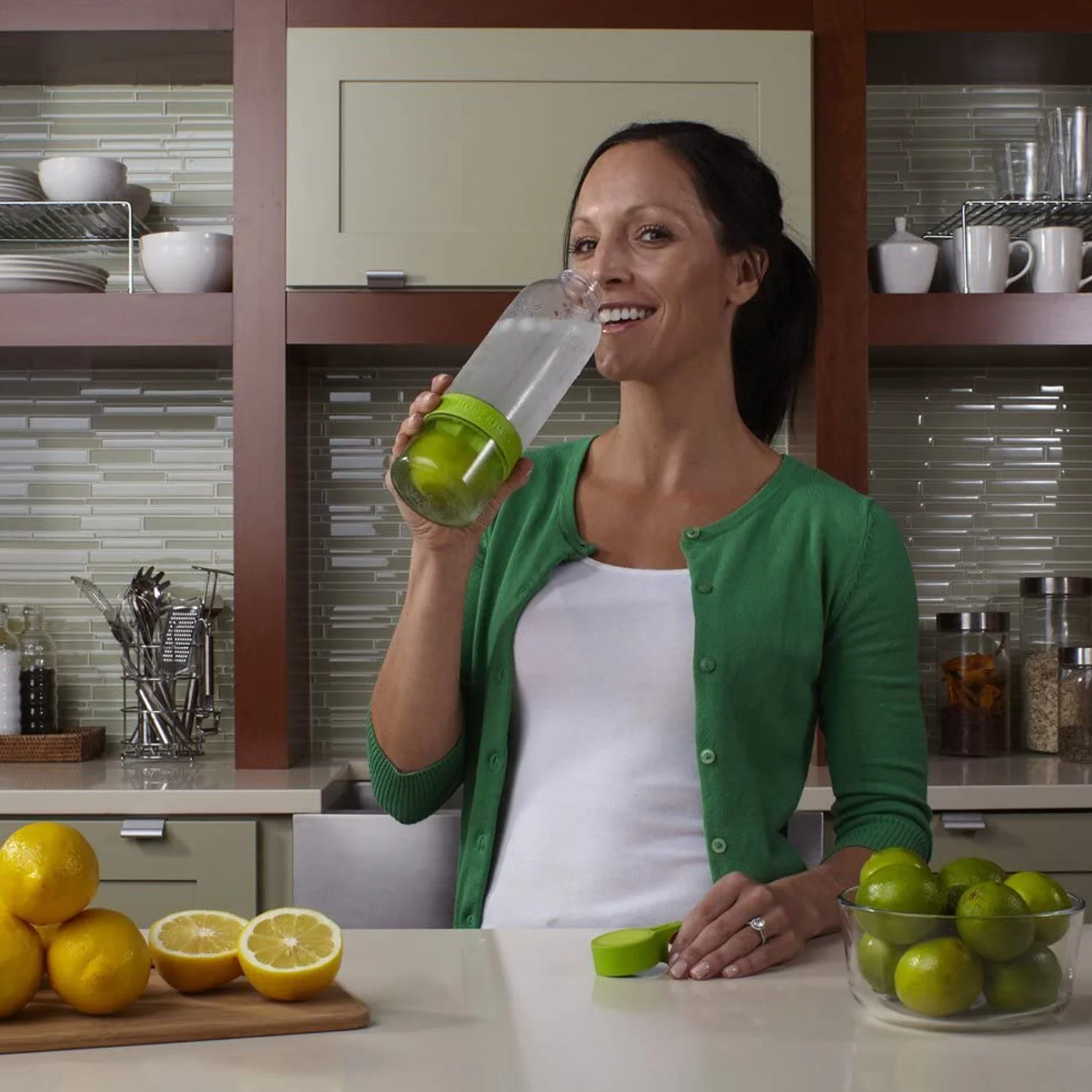 CITRUS JUICER BOTTLE INSTANT JUICE SPORTS BOTTLE  JUICE MAKER INFUSER BOTTLE - Image 7