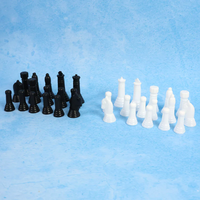 Classic Chess Board Game Strategy & Intelligence Game with Black and White Pieces - Image 5
