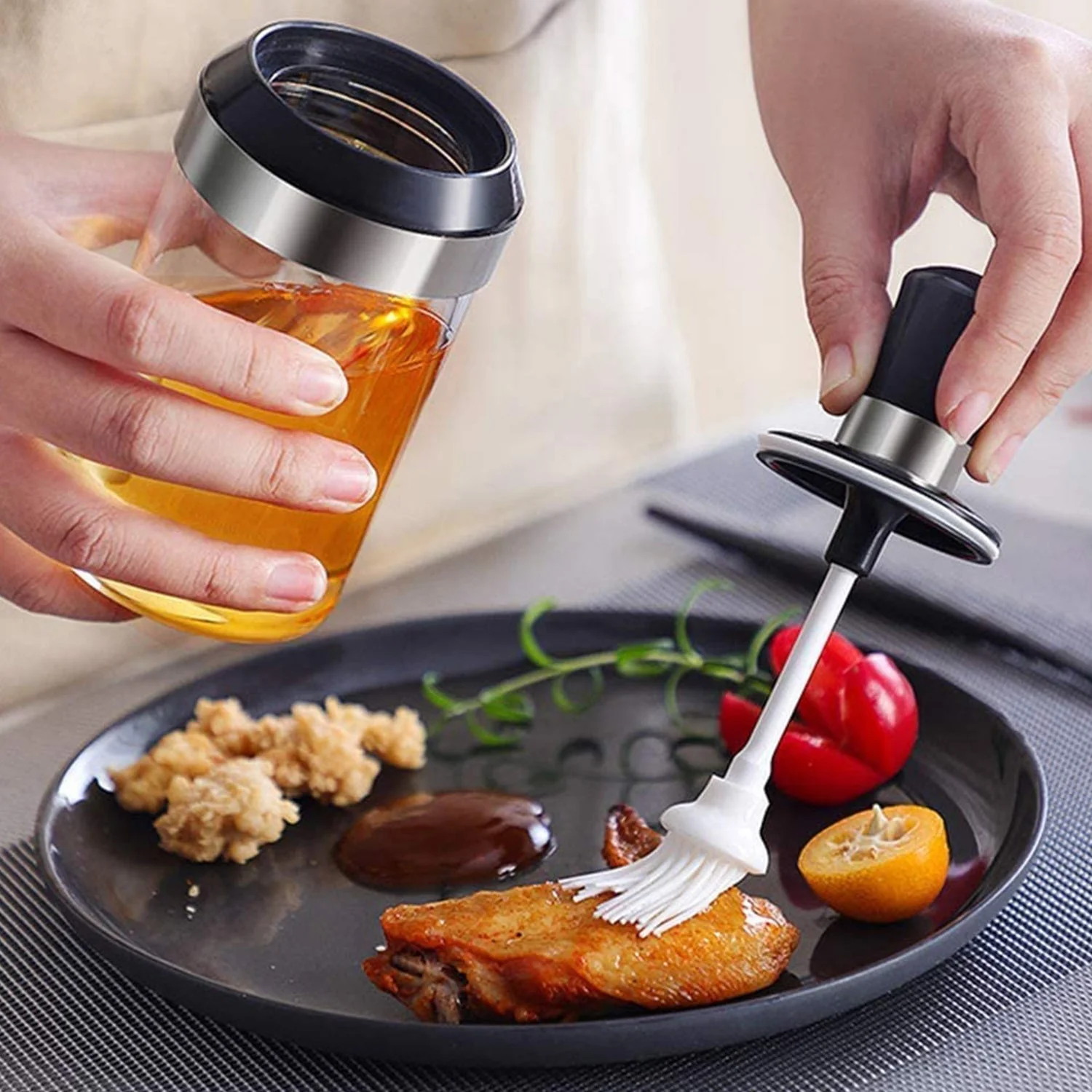 Clear Glass Oil Dispenser Bottle Integrated Silicone Basting Brush (250ml Approx) - Image 7