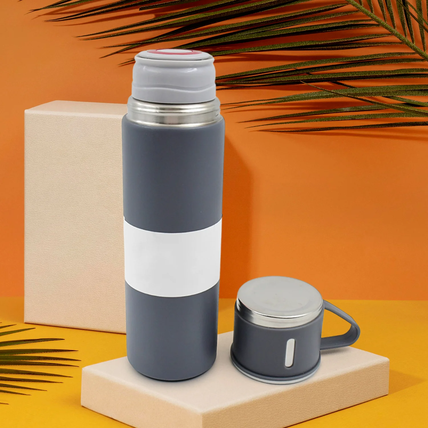 Stainless Steel Vacuum Insulated Water Bottle With Mug (500 ML, Mix Color) - Image 3