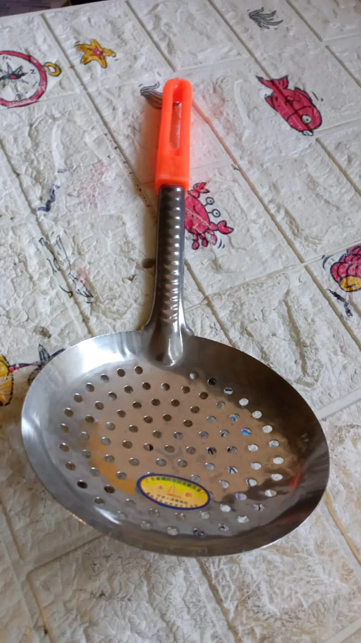 Colander Spoon, Non Slip Hand Polished Thickened Hot Pot Spoon for Kitchen for Restaurant, Stainless Steel Cooking Colander Skimmer Slotted Spoon Kitchen Strainer Ladle with Long Handle for Kitchen Cooking Baking (35 Cm) - Image 7
