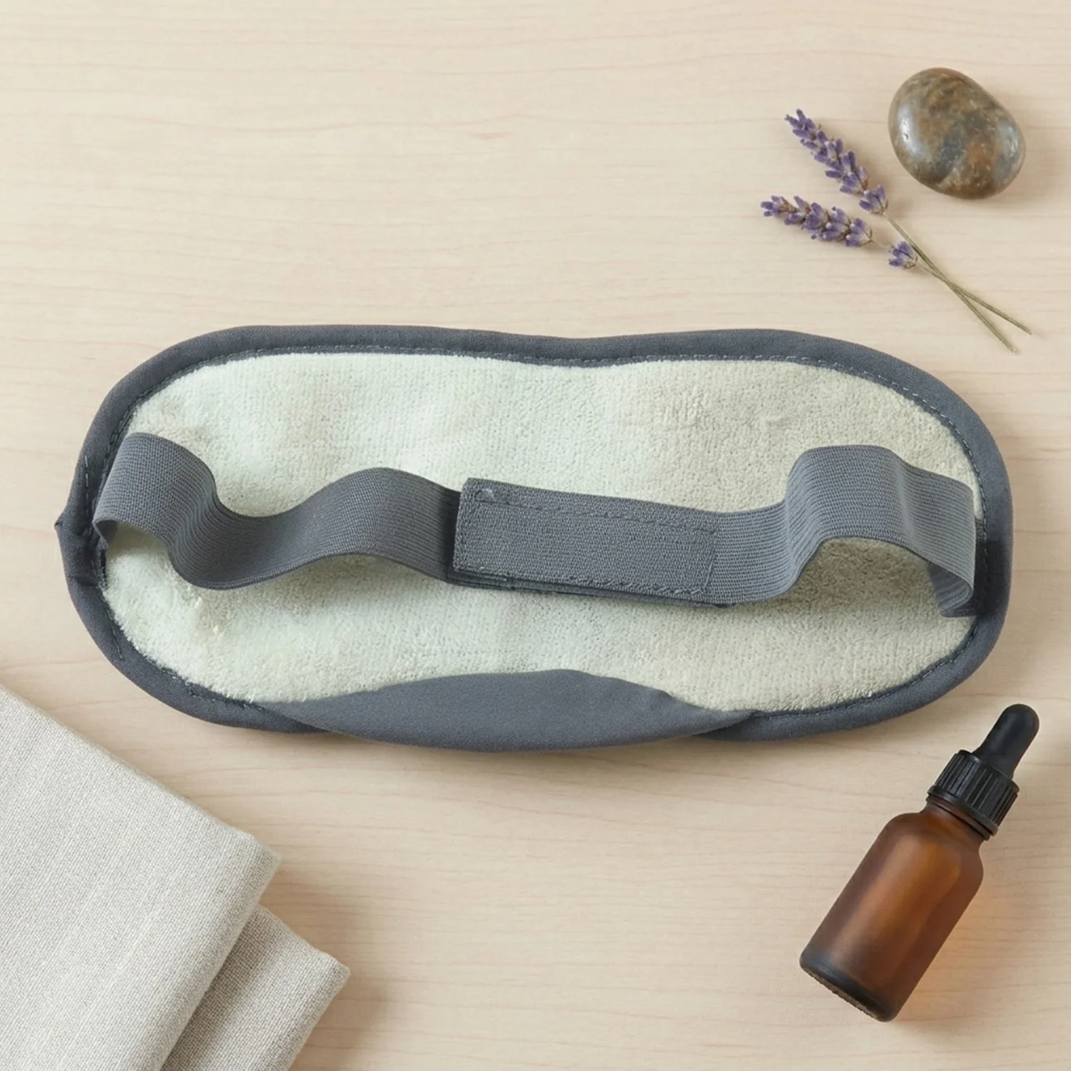 Comfortable Soft Sleep Eye Mask (1 Pc) - Image 8