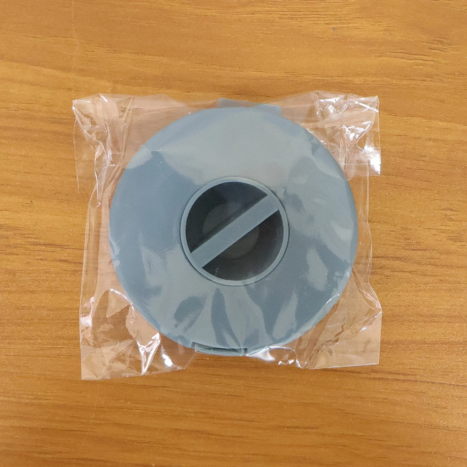 Compact Plastic Cable Organizer Case (1 Pc) - Image 8
