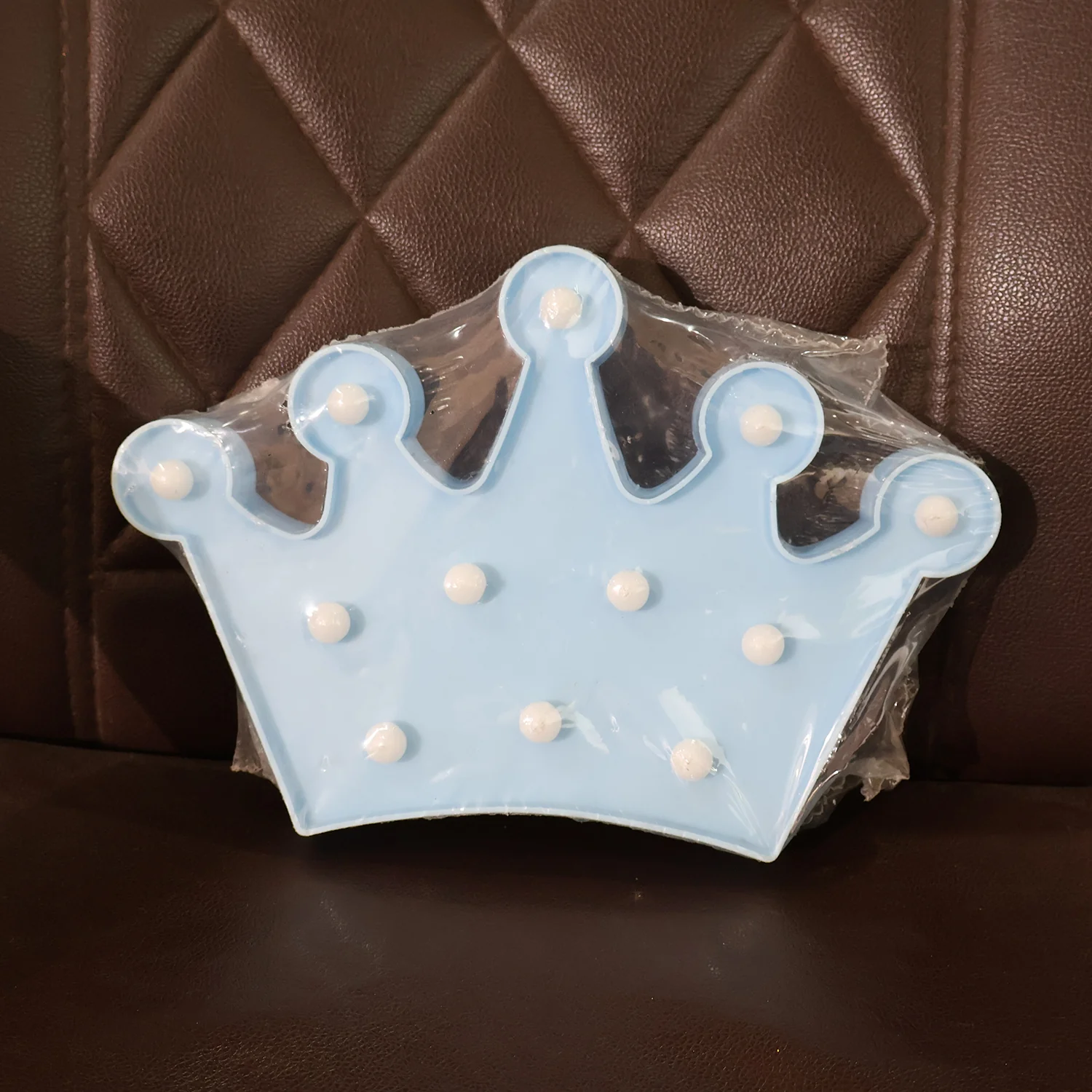 Crown Shaped LED Decorative Night Lamp (1 Pc) - Image 7
