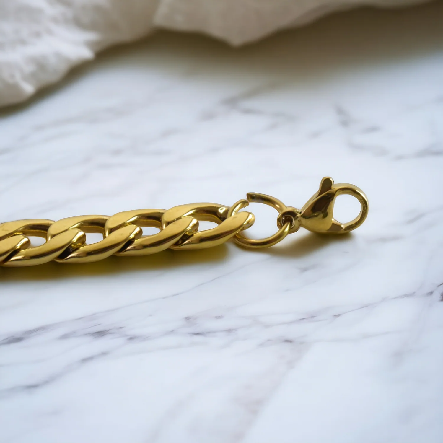 Custom Engraved Bracelet – Stylish, Meaningful, Yours - Image 4