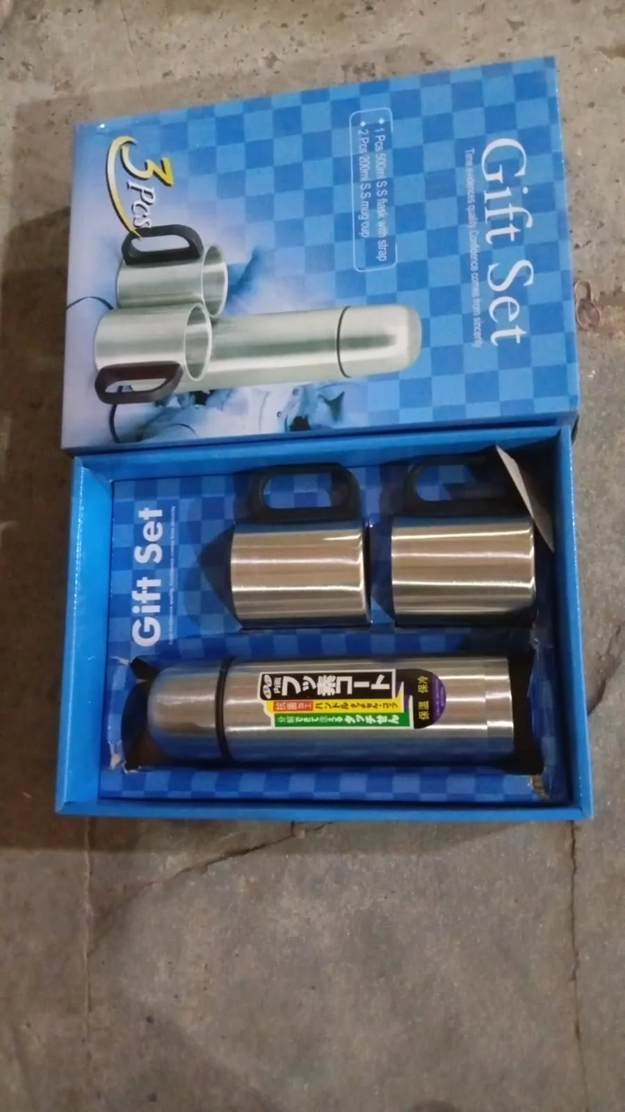 Customize Double Wall Stainless Steel Thermos Flask 500ml Vacuum Insulated Gift Set with Two Cups Hot & Cold, Stainless Steel, Diwali Gifts for Employees, Corporate Gift Item (3 Pcs Set) - Image 7