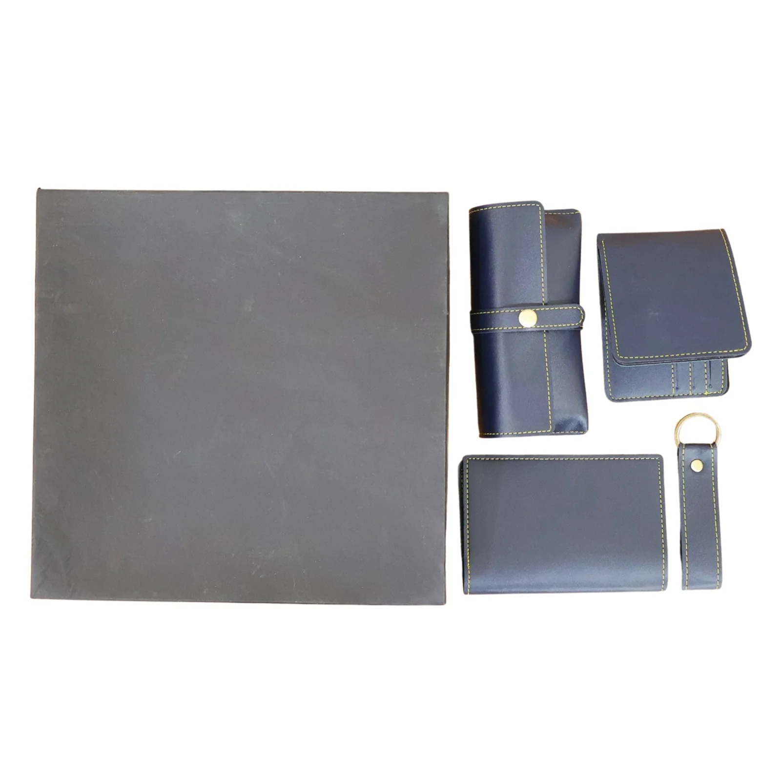 Customized 4 In 1 Premium PU Leather Wallet Gift Set for Men (4 Pc Set) - Image 4