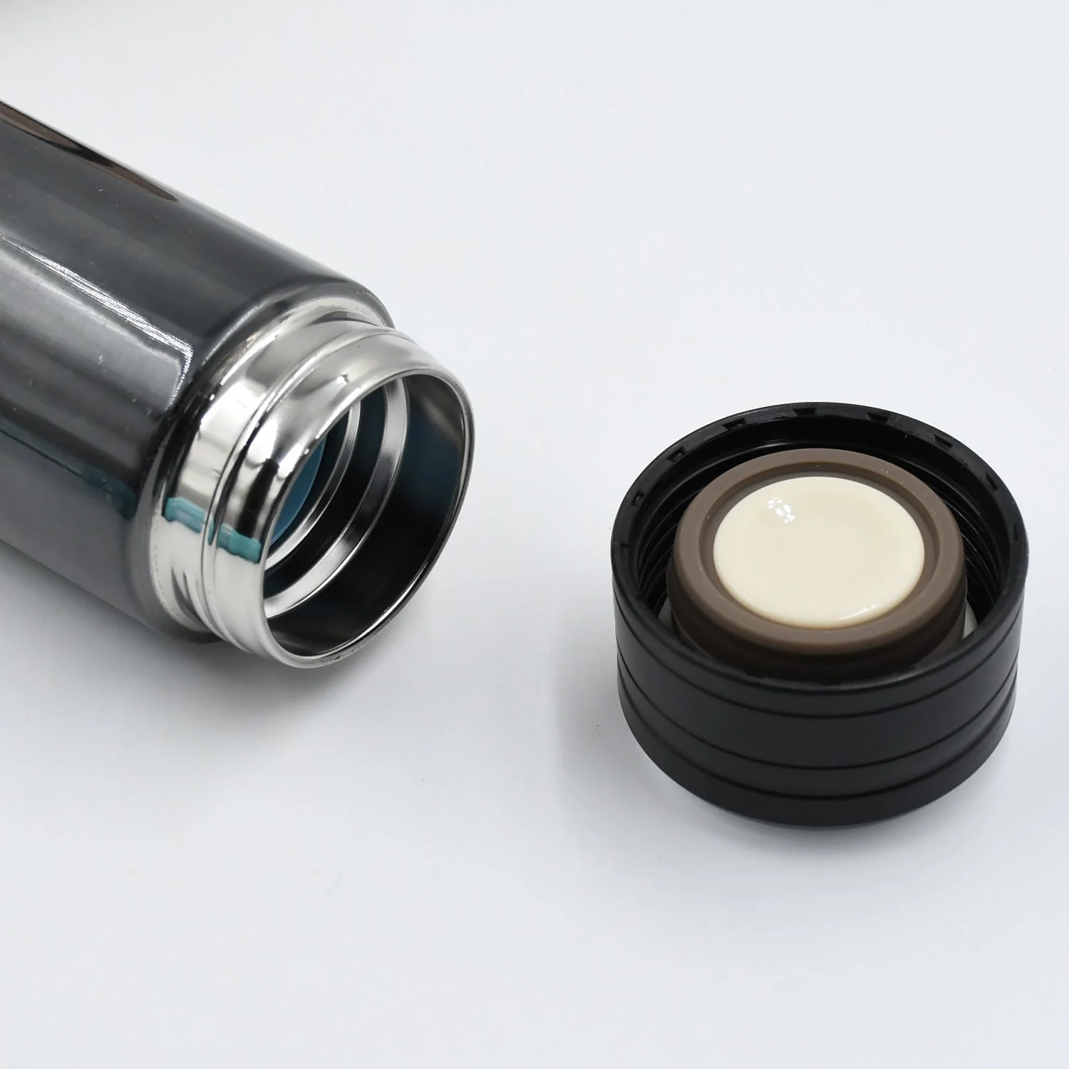 Customize Mix Size and DesignVacuum Bottle  for Hot & Cold Drinks  for Travel (1pc) - Image 3