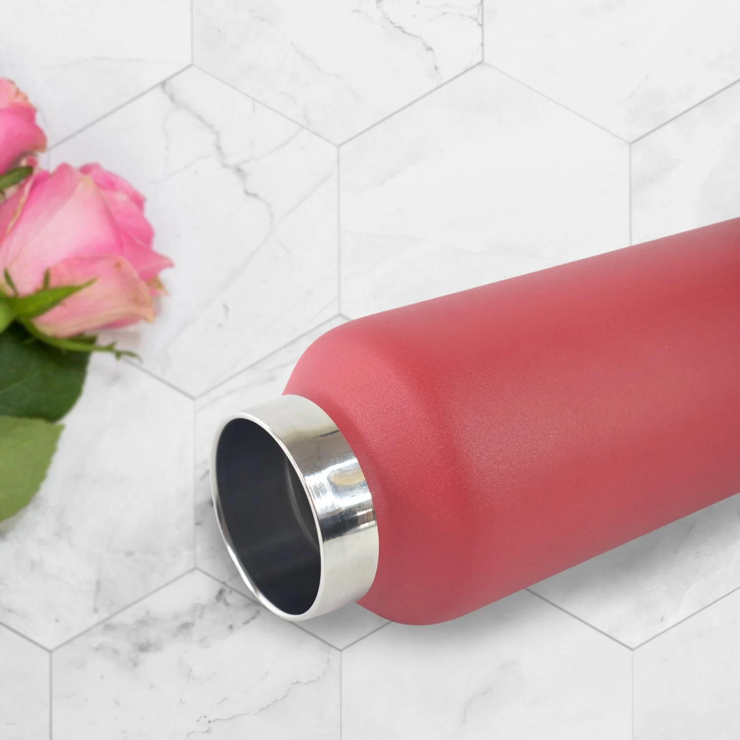 Customize Vacuum Insulated Stainless Steel Water Bottle (630 ML) - Image 4