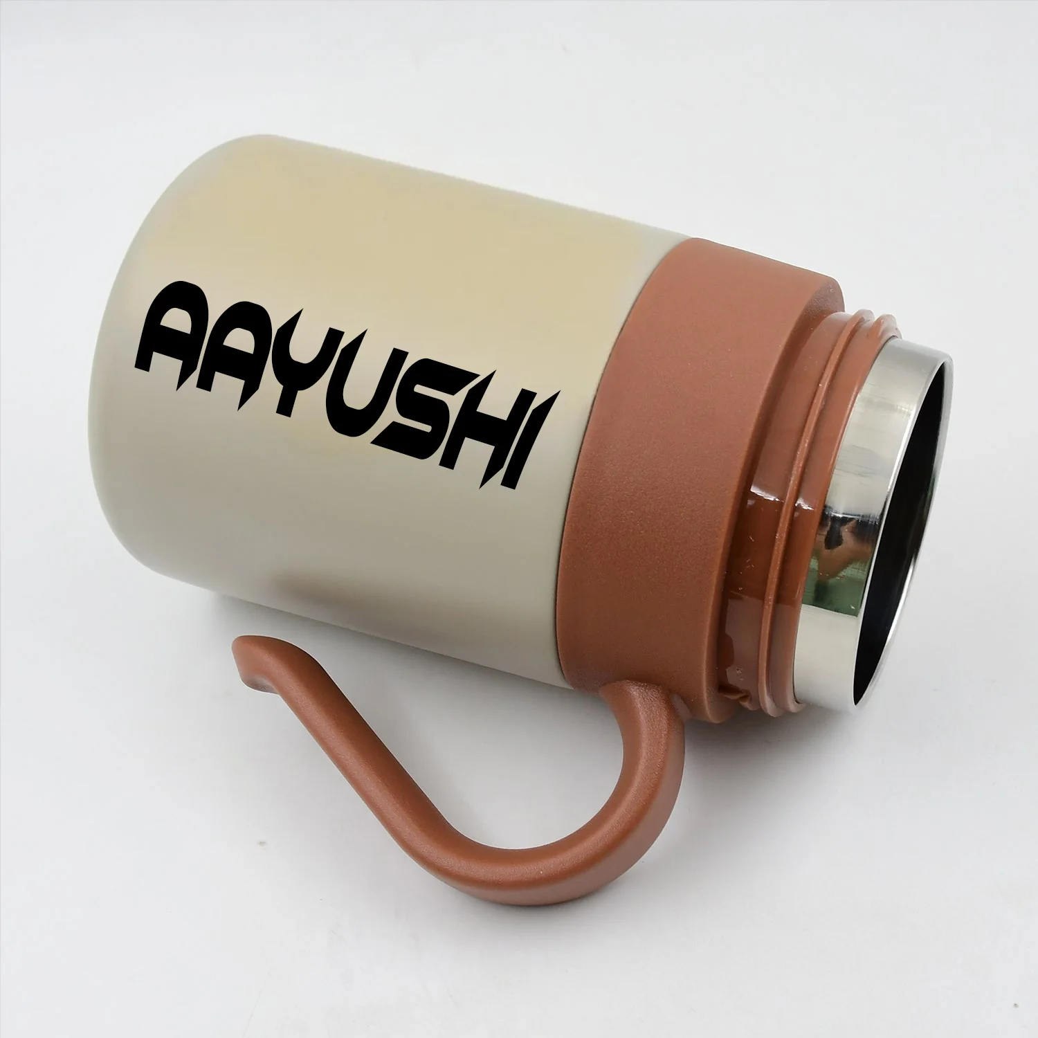 Stainless Steel Mug/Bottle Vacuum Insulated Handle Cup  Tumbler (550 ML) - Image 2