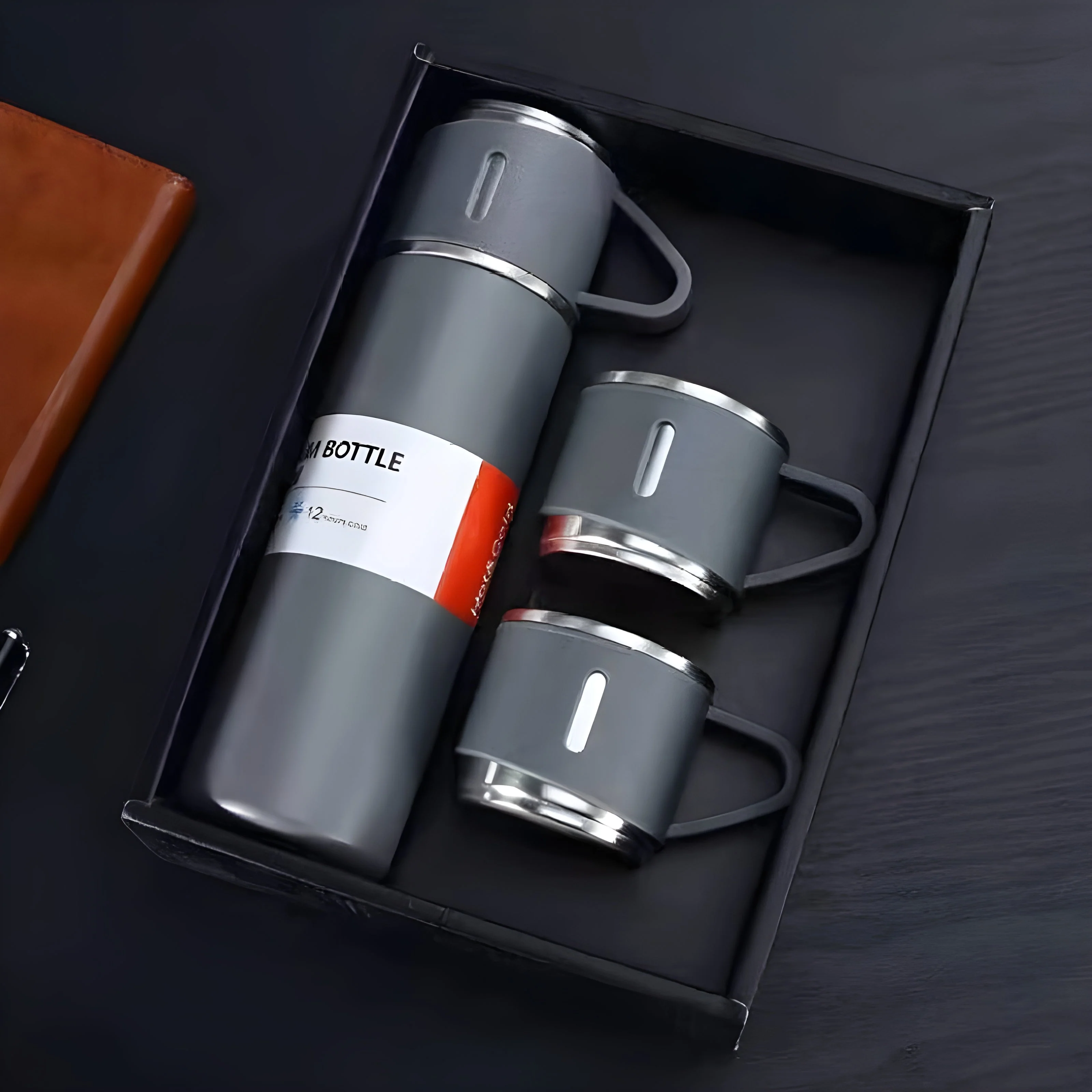 Customized Stainless Steel Vacuum Flask Set with 3 Cups – 500ML - Image 8