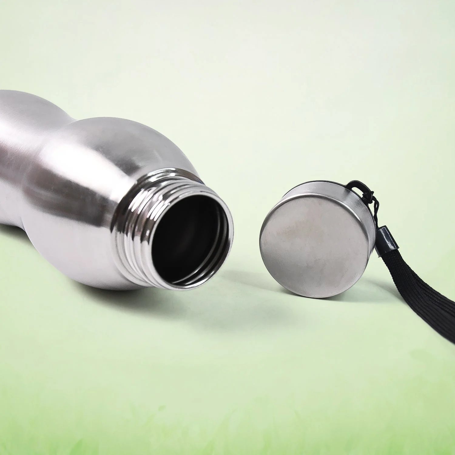 Stainless Steel Single Wall Vacuum-Insulated Drink Water Bottle (1000 ML) - Image 6