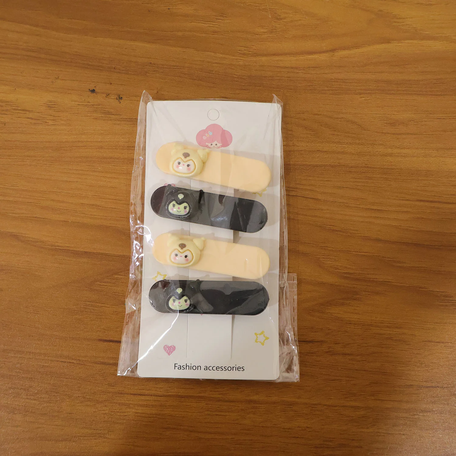 Cute Cartoon Character Decorative Hair Clips Set (4 Pc) - Image 8