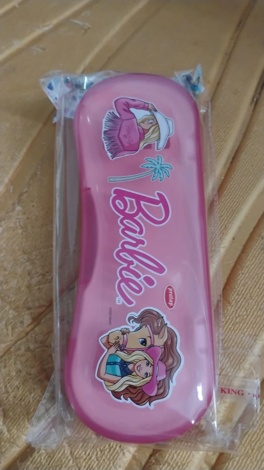 Cute Cartoon Printed Plastic Compass Box for Kids (1 Pc) - Image 7