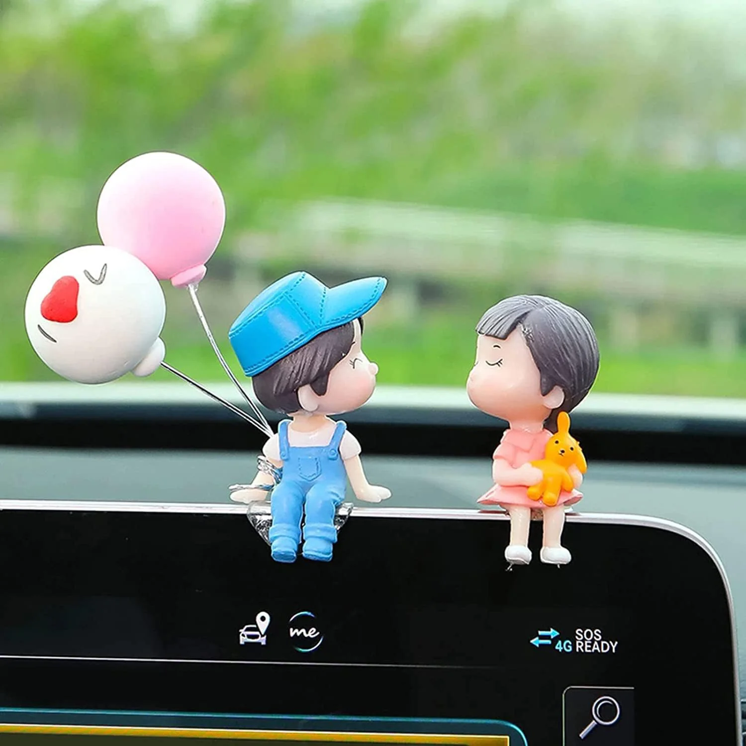 Plastic Cute Couple Car Dashboard Decoration Figurine Set (1 Set) - Image 7
