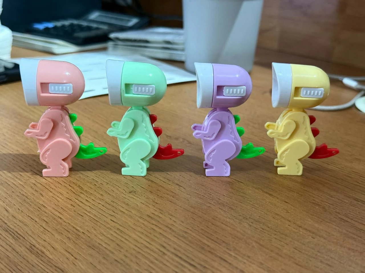 Cute Dinosaur LED Mini Flashlight Toy for Kids, Portable Torch Light (Color may vary) - Image 6