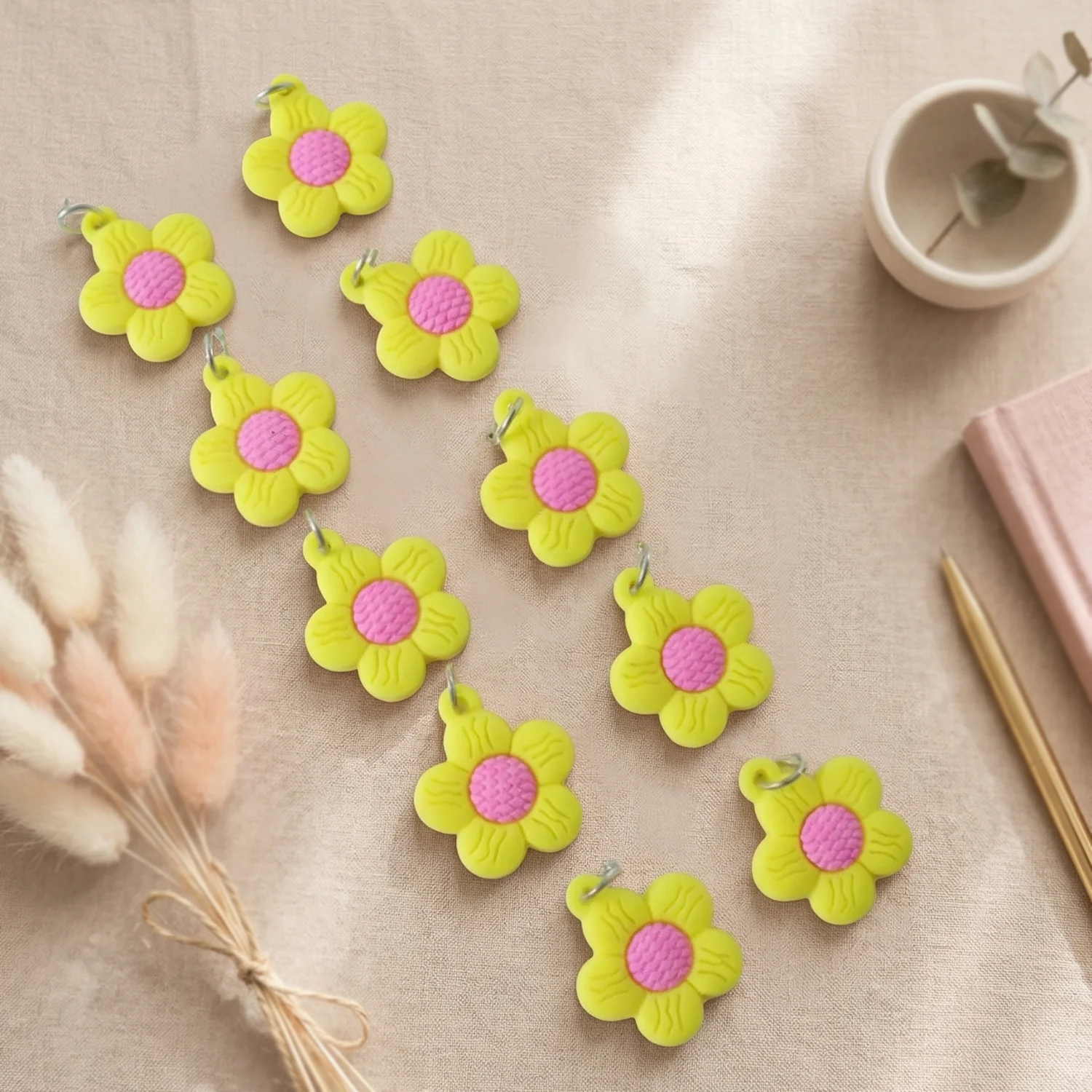 Cute Flower Shape Bag Charm Keychain Set (10 Pc Set) - Image 4