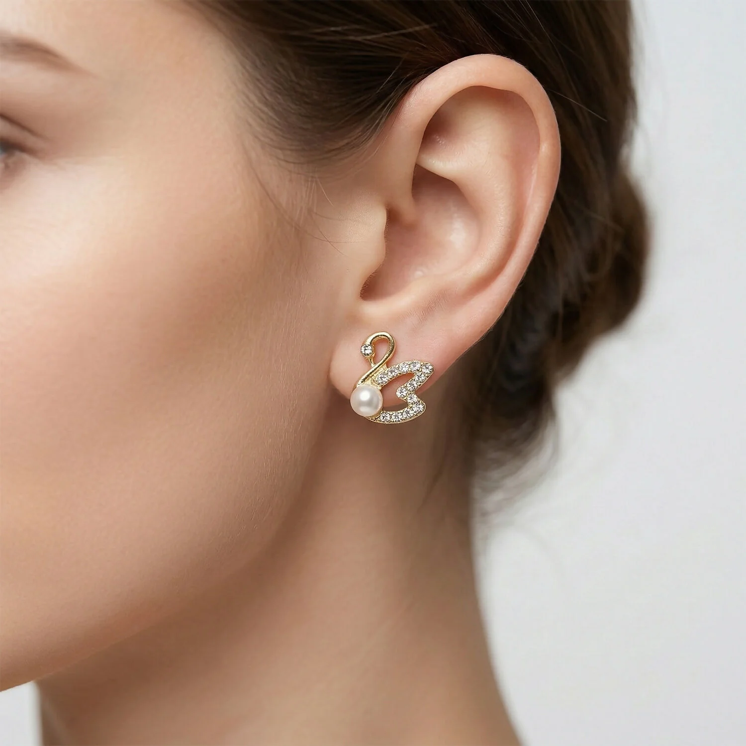 Cute Pearl Butterfly Stud Earrings for Women And Girls - Image 3
