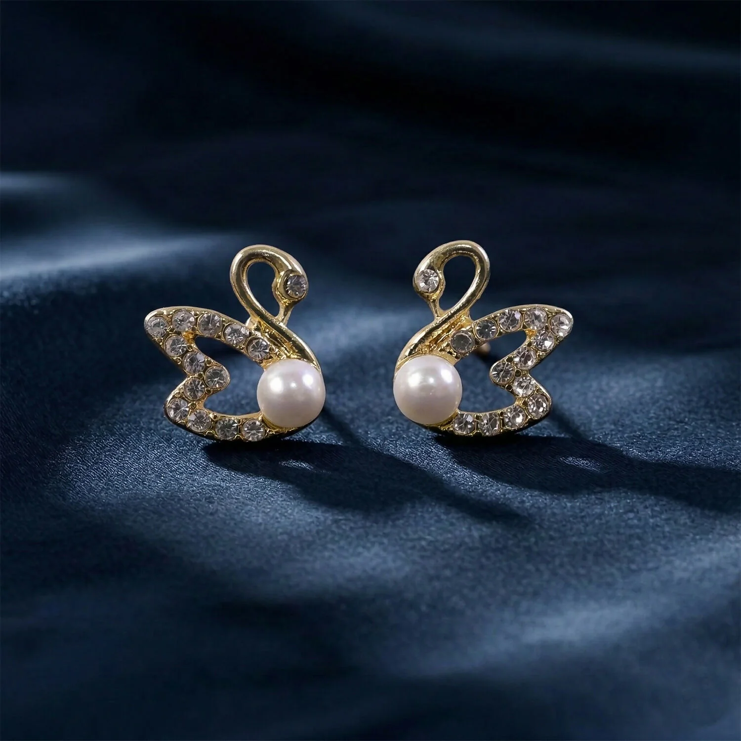 Cute Pearl Butterfly Stud Earrings for Women And Girls - Image 4