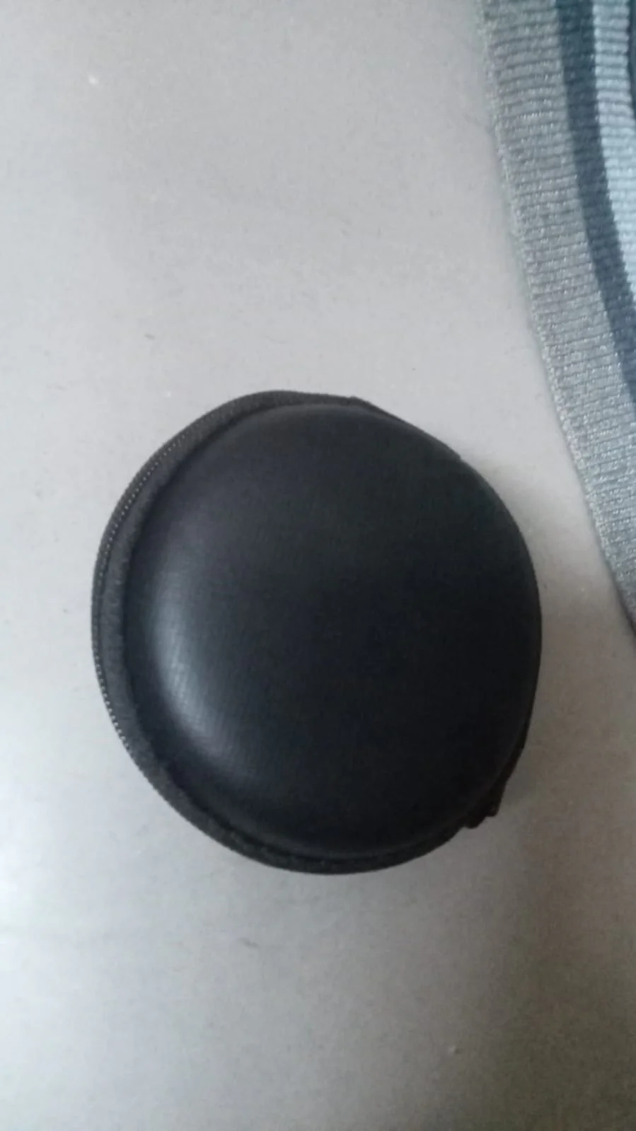 Cute Round Earphone Carrying Case - Multi-Use Pocket Pouch - Image 7