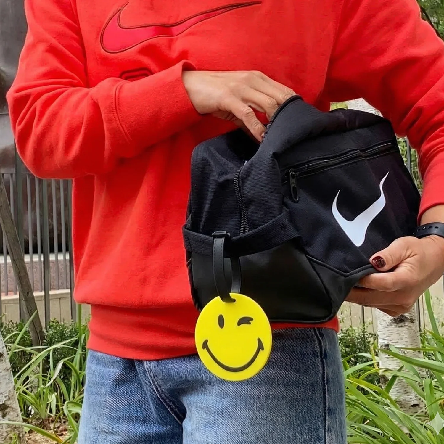 Cute Smiley Face Round Travel Identification Luggage Bag Tag (1 Pc) - Image 7