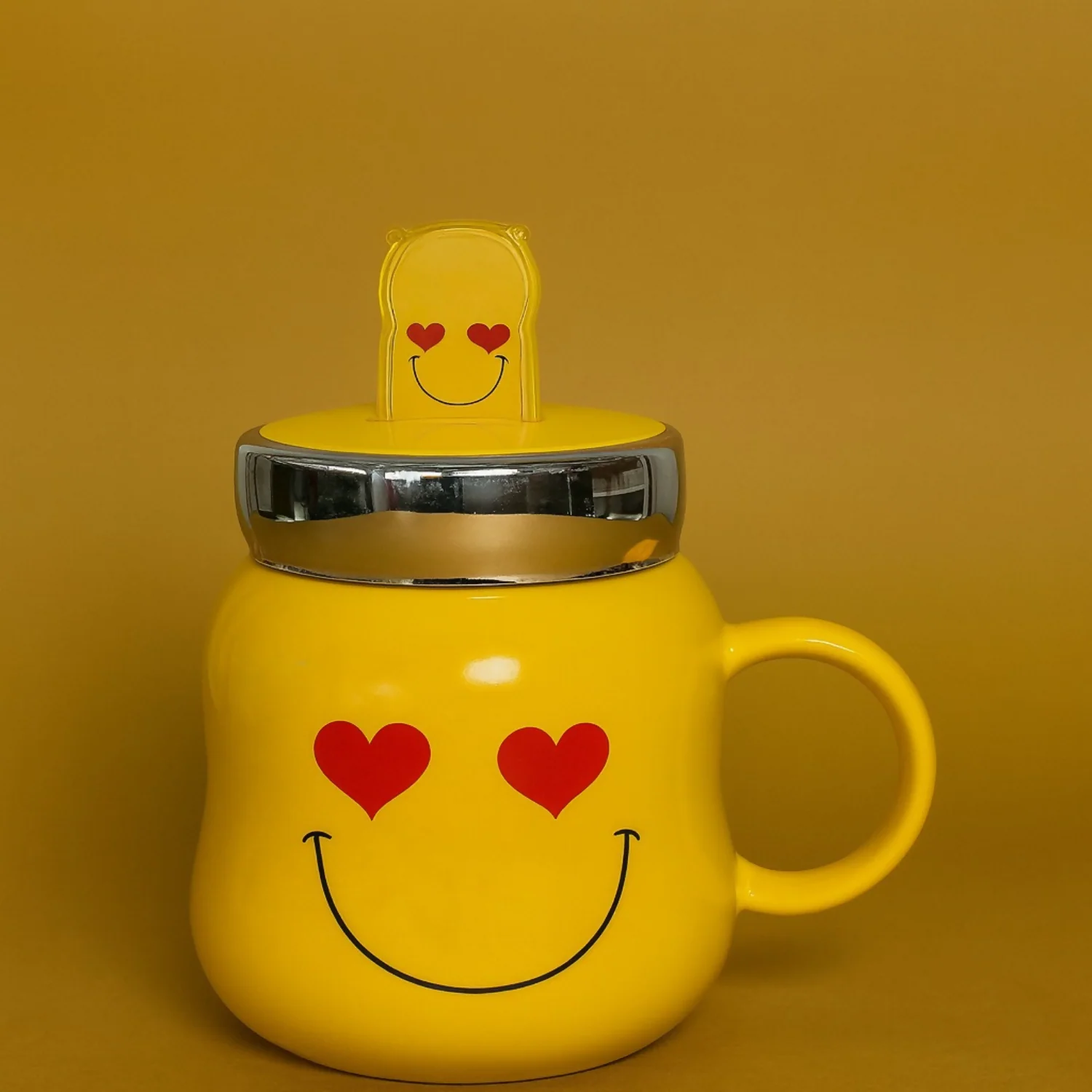 Cute Smiley Heart-Eyes Ceramic Mug with Lid & Handle | Adorable Yellow Coffee & Tea Cup for Home, Office & Gifting | Premium Glossy Finish Emoji Style Mug for Hot Beverages, Milk, Tea, Coffee & Cocoa - Image 2
