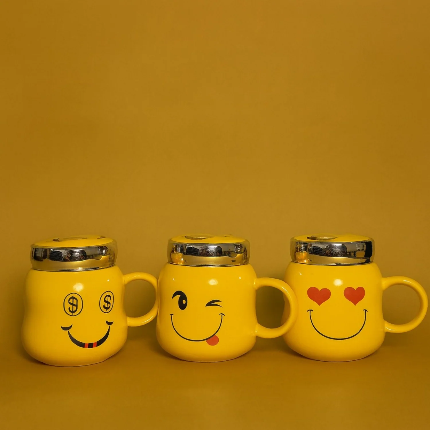 Cute Smiley Heart-Eyes Ceramic Mug with Lid & Handle | Adorable Yellow Coffee & Tea Cup for Home, Office & Gifting | Premium Glossy Finish Emoji Style Mug for Hot Beverages, Milk, Tea, Coffee & Cocoa - Image 4