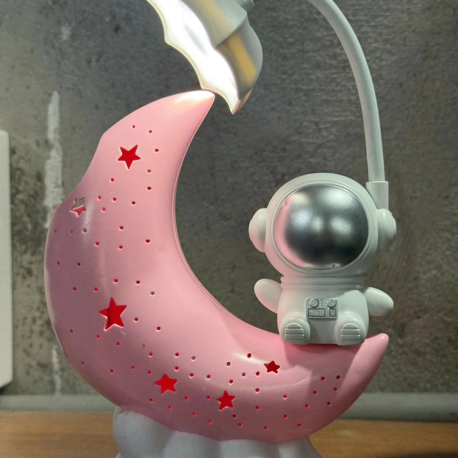 Cute Space Theme Table Lamp for Bedroom, Nursery & Gifts - Image 6