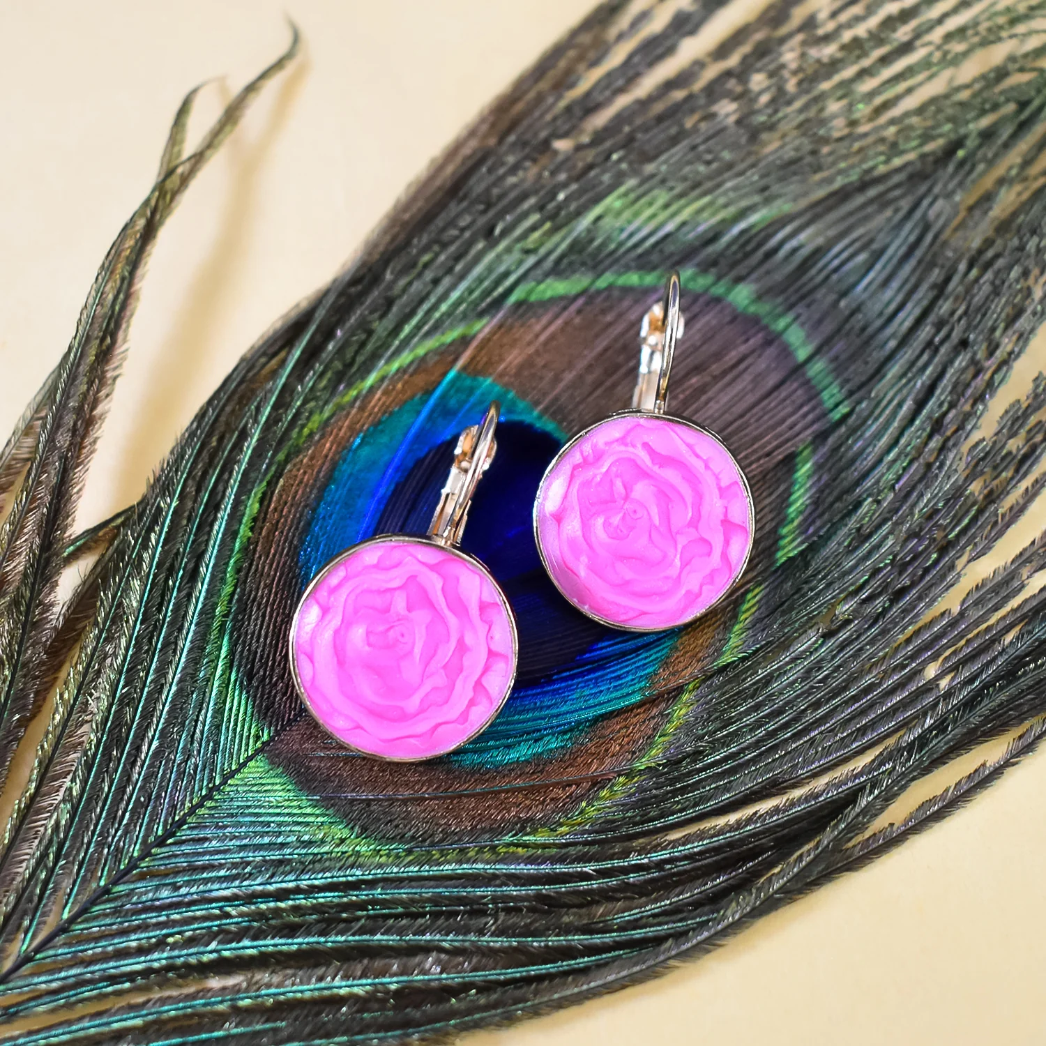 Dazzling Earring Set for Any Occasion - Image 4