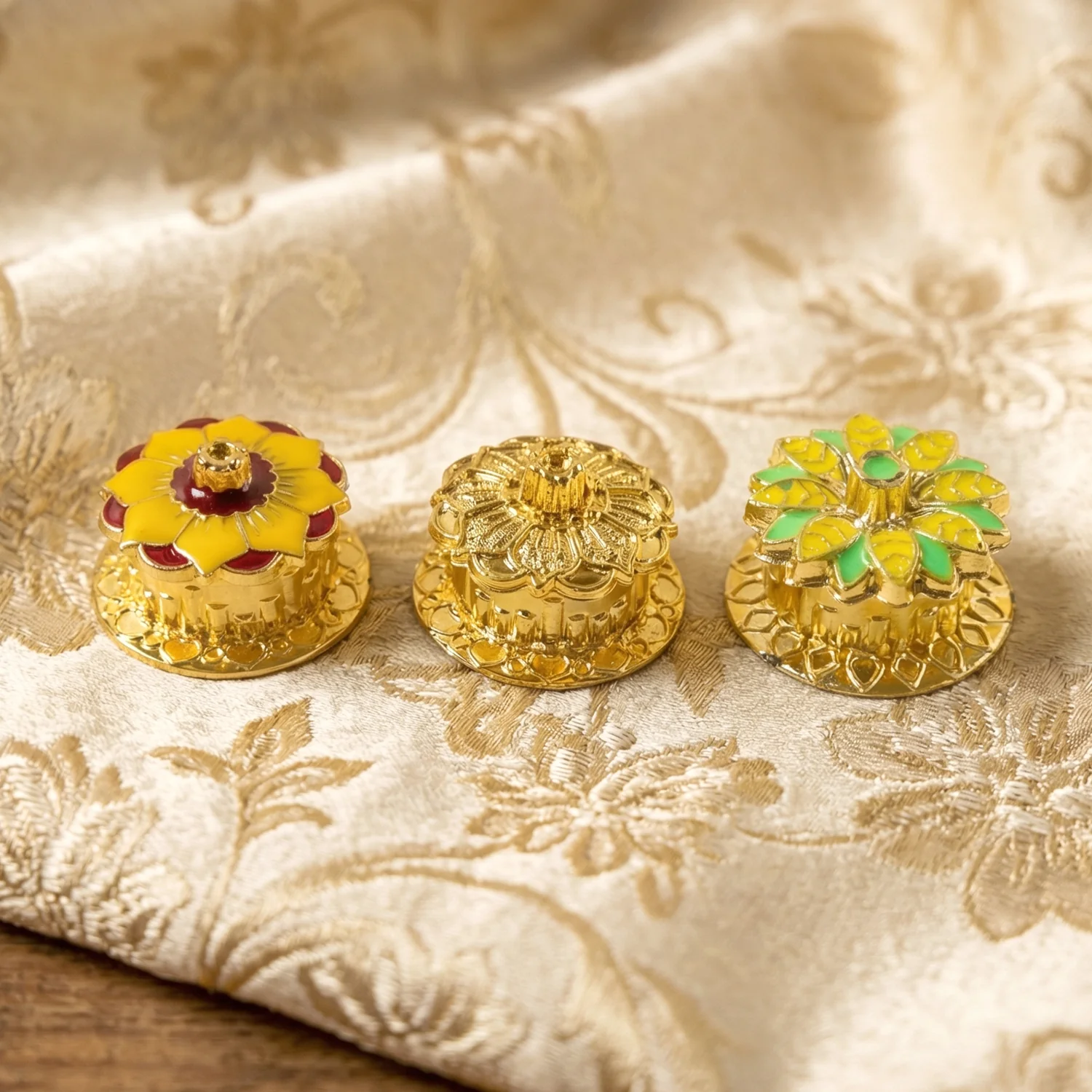 Decorative Golden Kankavati (1 Pc, Mix Design) - Image 7