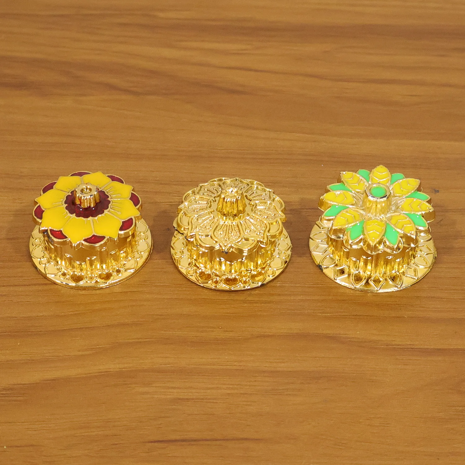 Decorative Golden Kankavati (1 Pc, Mix Design) - Image 9