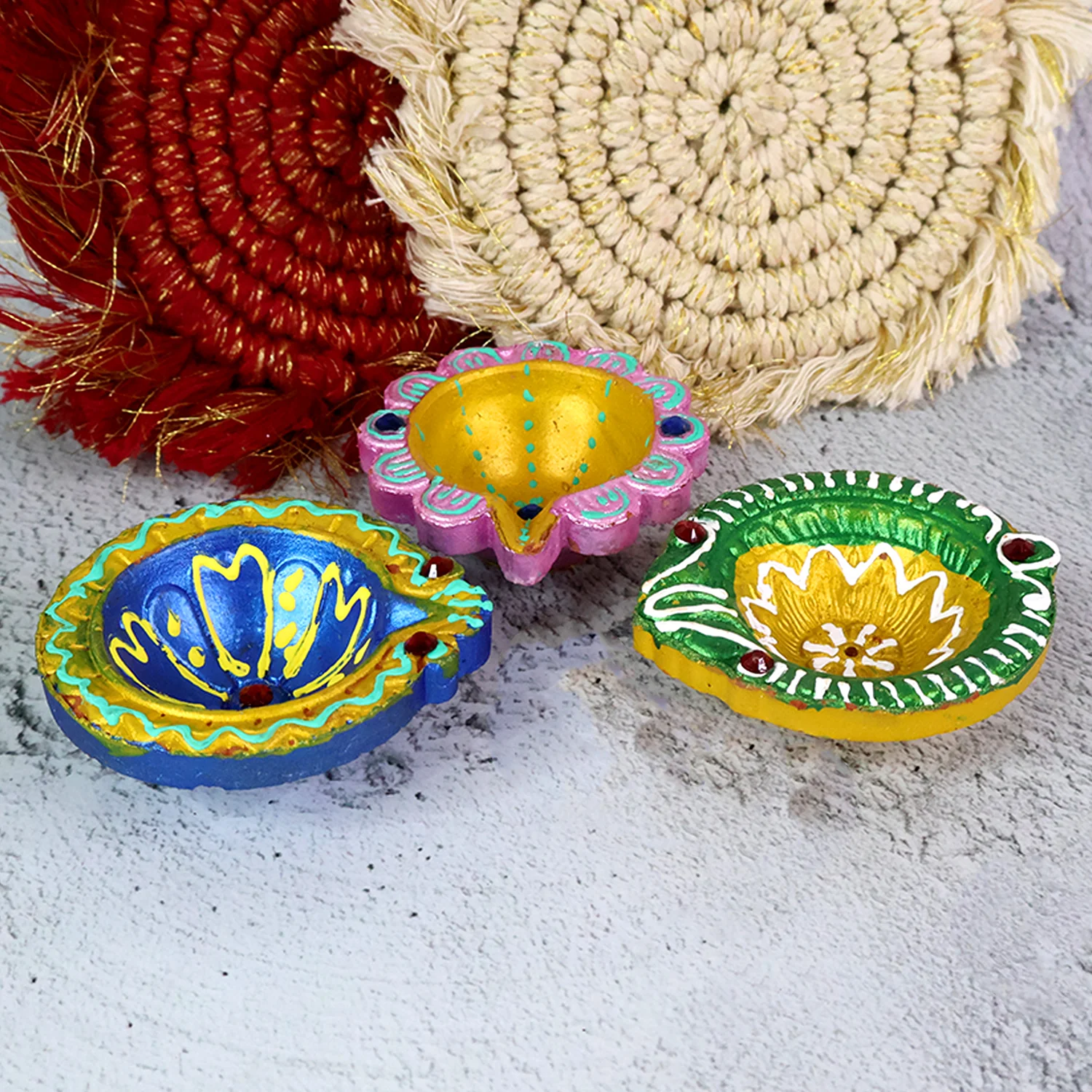 Decorative Hand-Painted Clay Diya Set (6 Pc) - Image 6