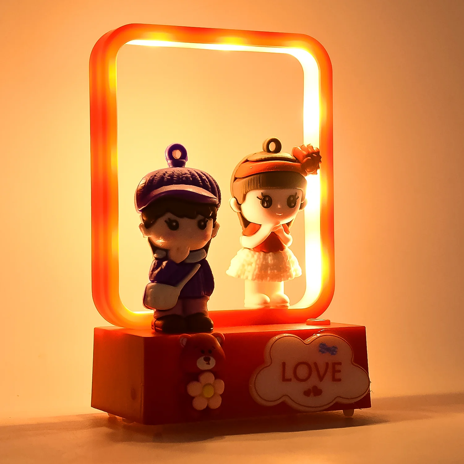 Decorative Love Couple LED Figurine Light (1 Pc) - Image 4