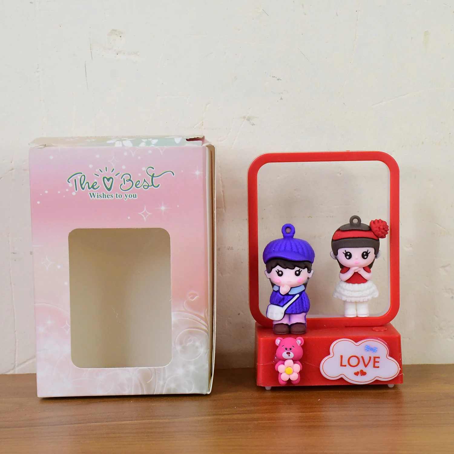 Decorative Love Couple LED Figurine Light (1 Pc) - Image 8