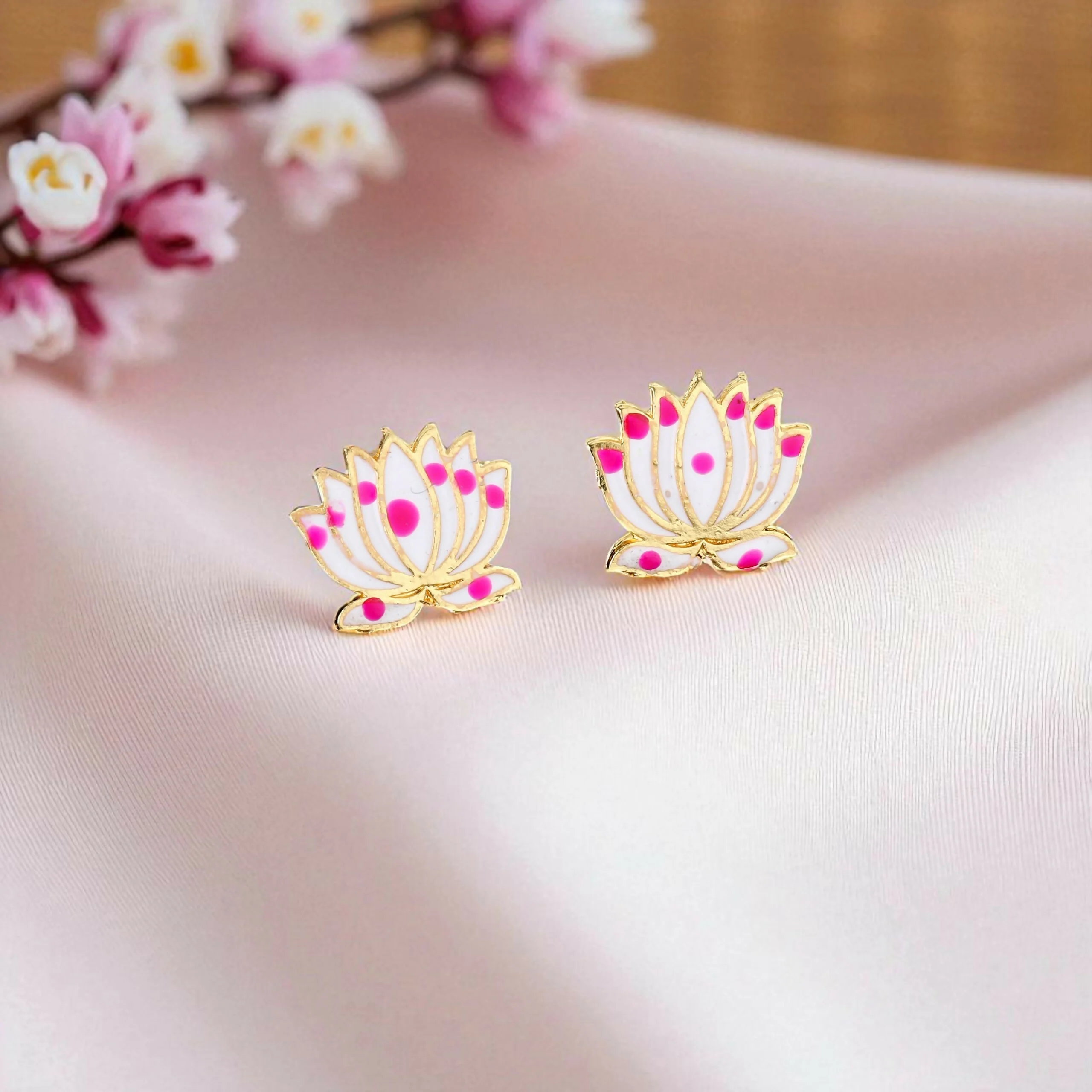 Delicate Lotus Design Necklace Set with Pink and White Enamel - Image 4