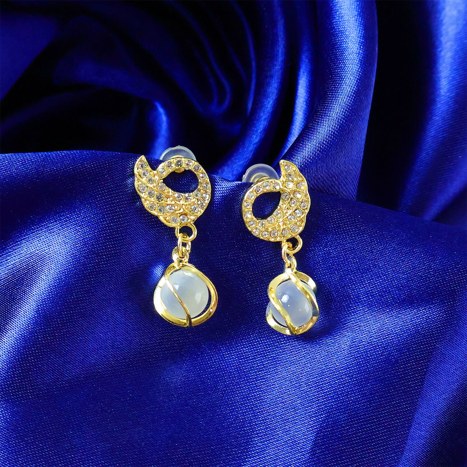 Designer Crystal Encrusted Swan Earrings – Graceful Pearly Drop Statement Jewelry - Image 2