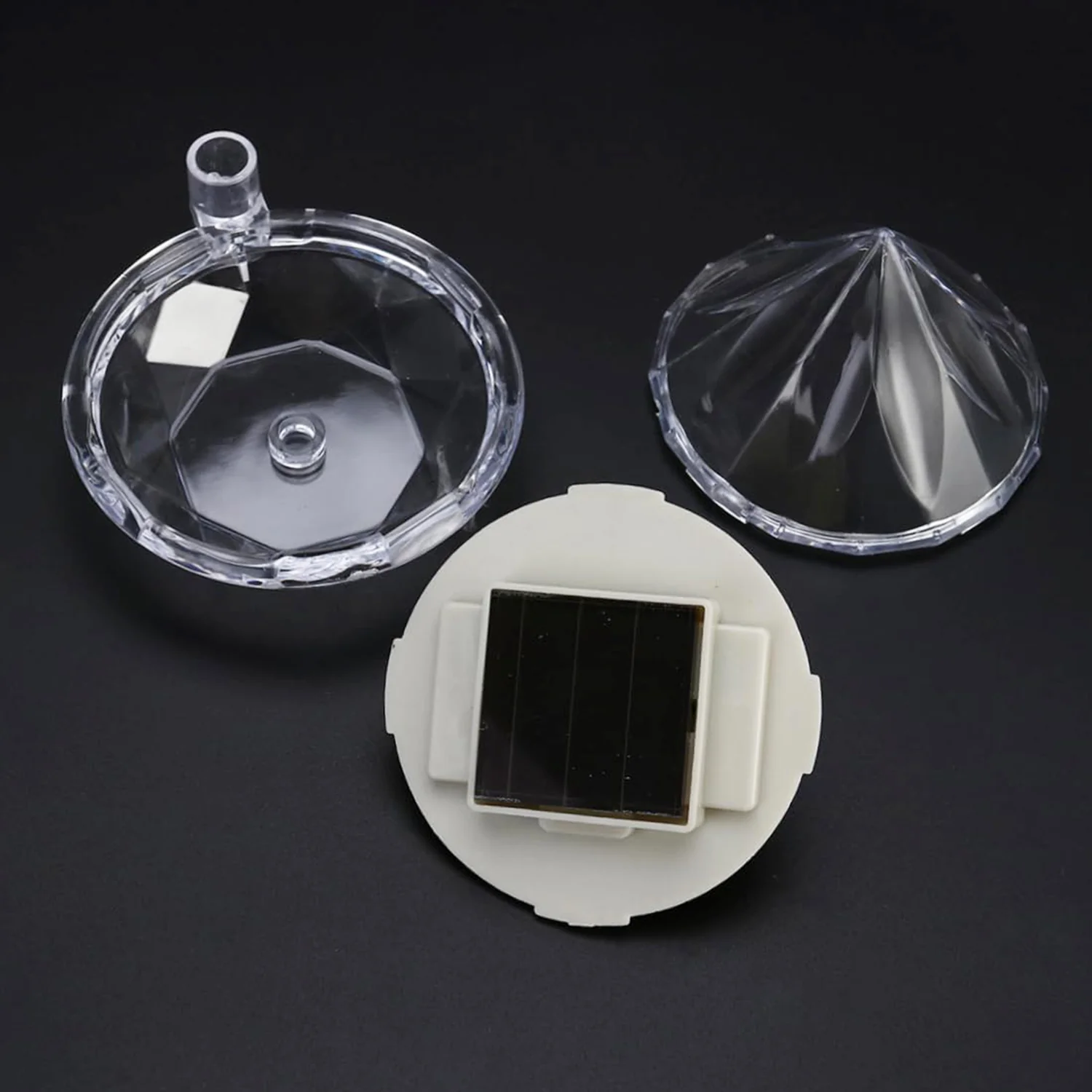 Diamond Shaped Solar Garden Lights (4 Pc) - Image 3