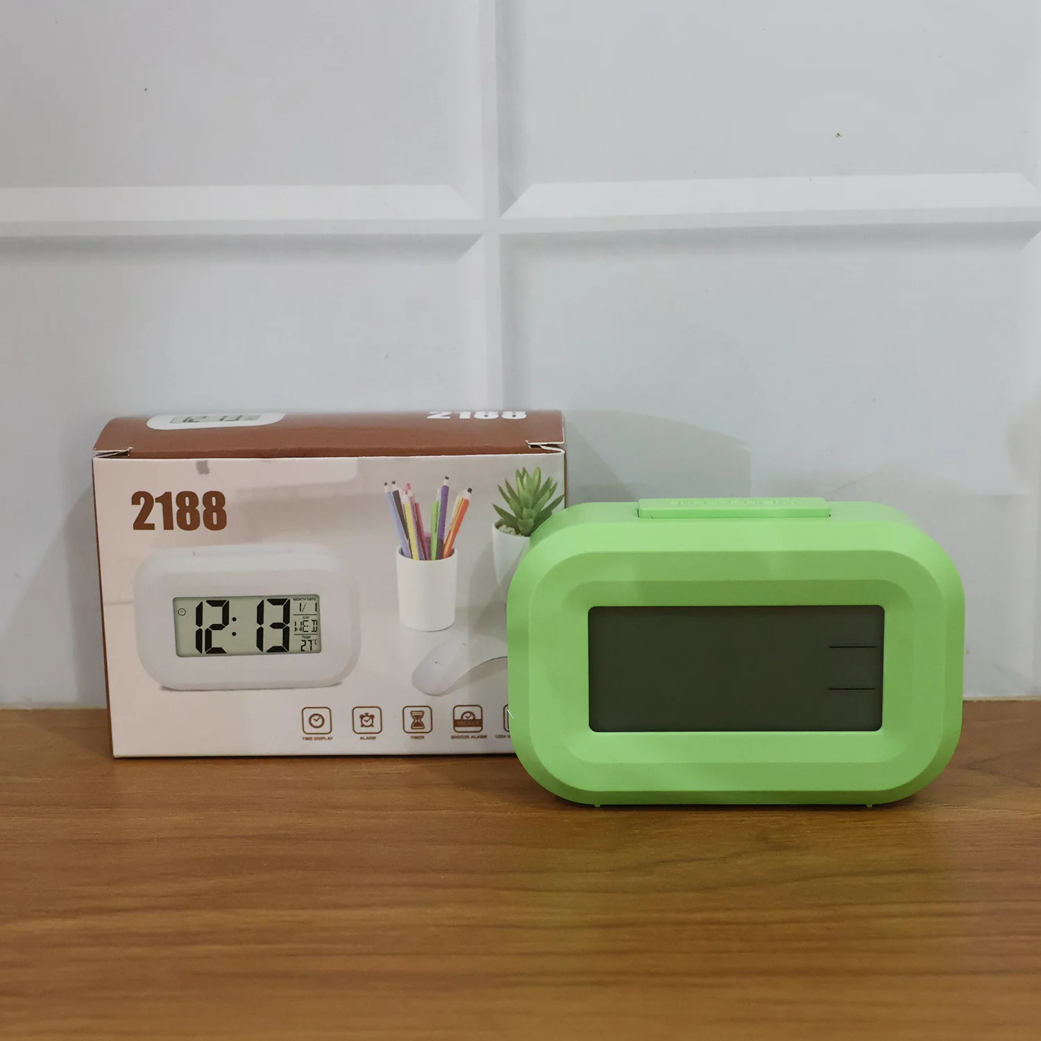 Digital Alarm Clock with Clear Display (1 Pc) - Image 8