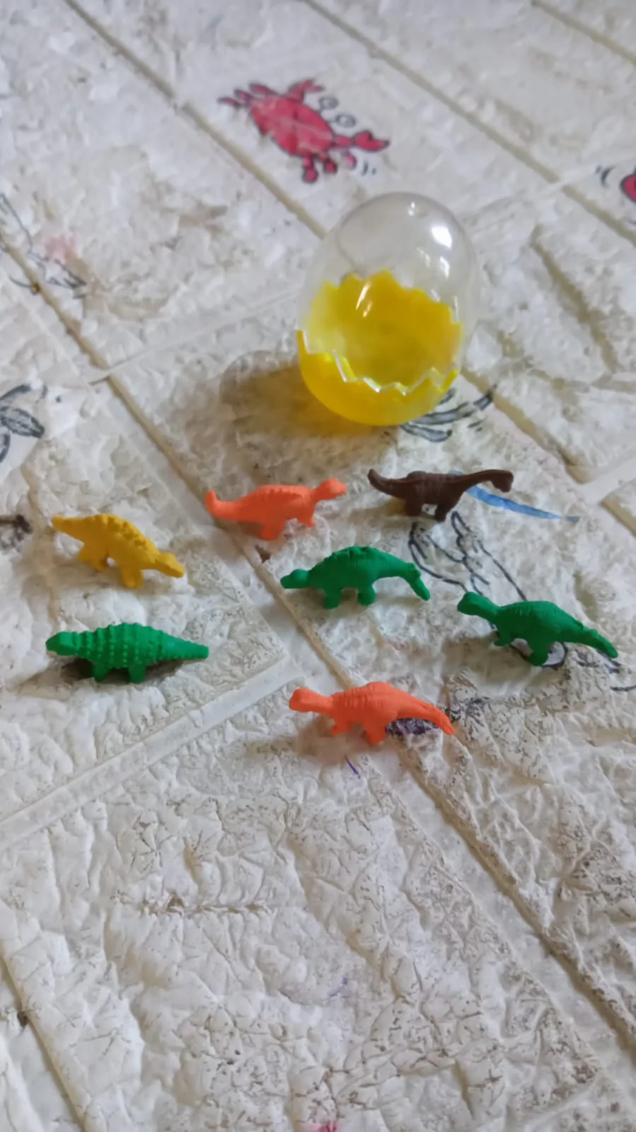7 Piece Dinosaur Shaped Erasers for Kids - Animal Erasers, 3D Puzzle - Image 8