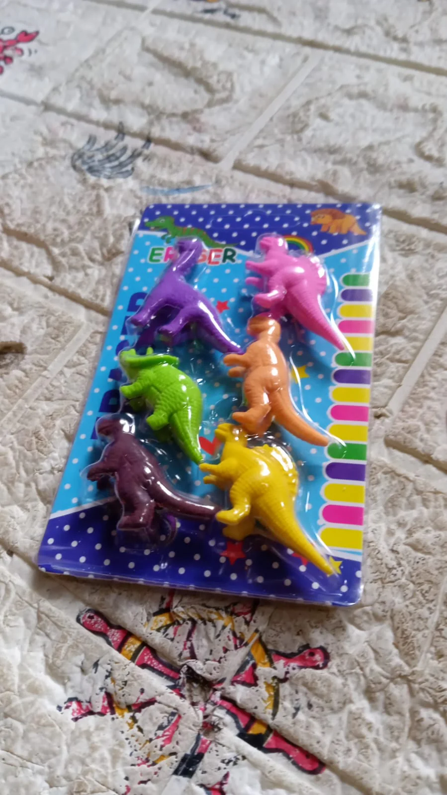 Dinosaur Shaped Erasers, 3D Puzzle Erasers (6 Pcs Set) - Image 7