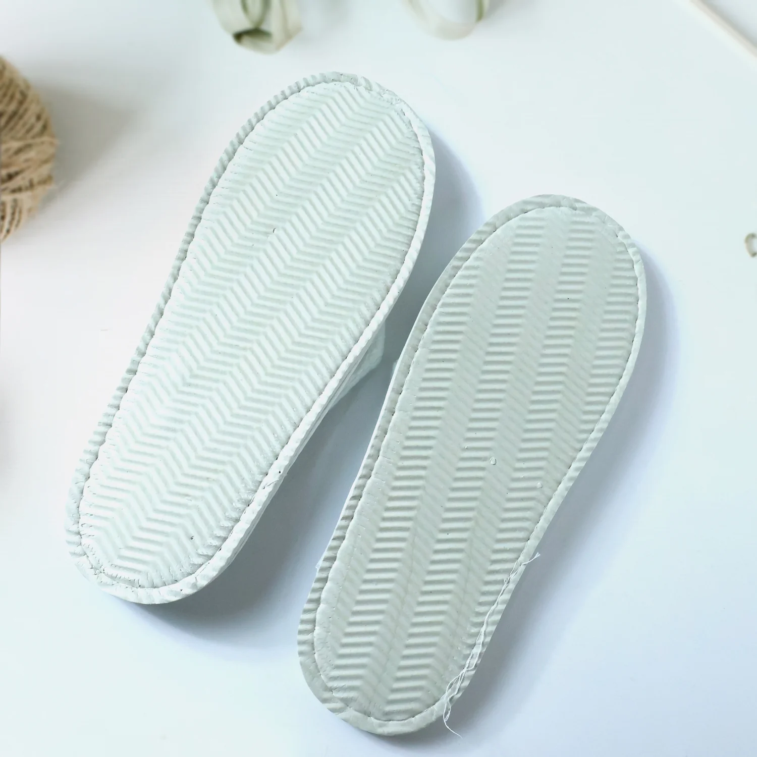 Hotel & Spa Soft Slippers for Guests (29 × 11 Cm, 1 Pair) - Image 3