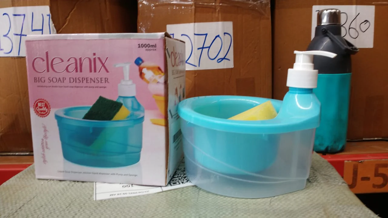 2 in 1 Double Layer Liquid Soap Dispenser with Pump and Sponge - Image 11