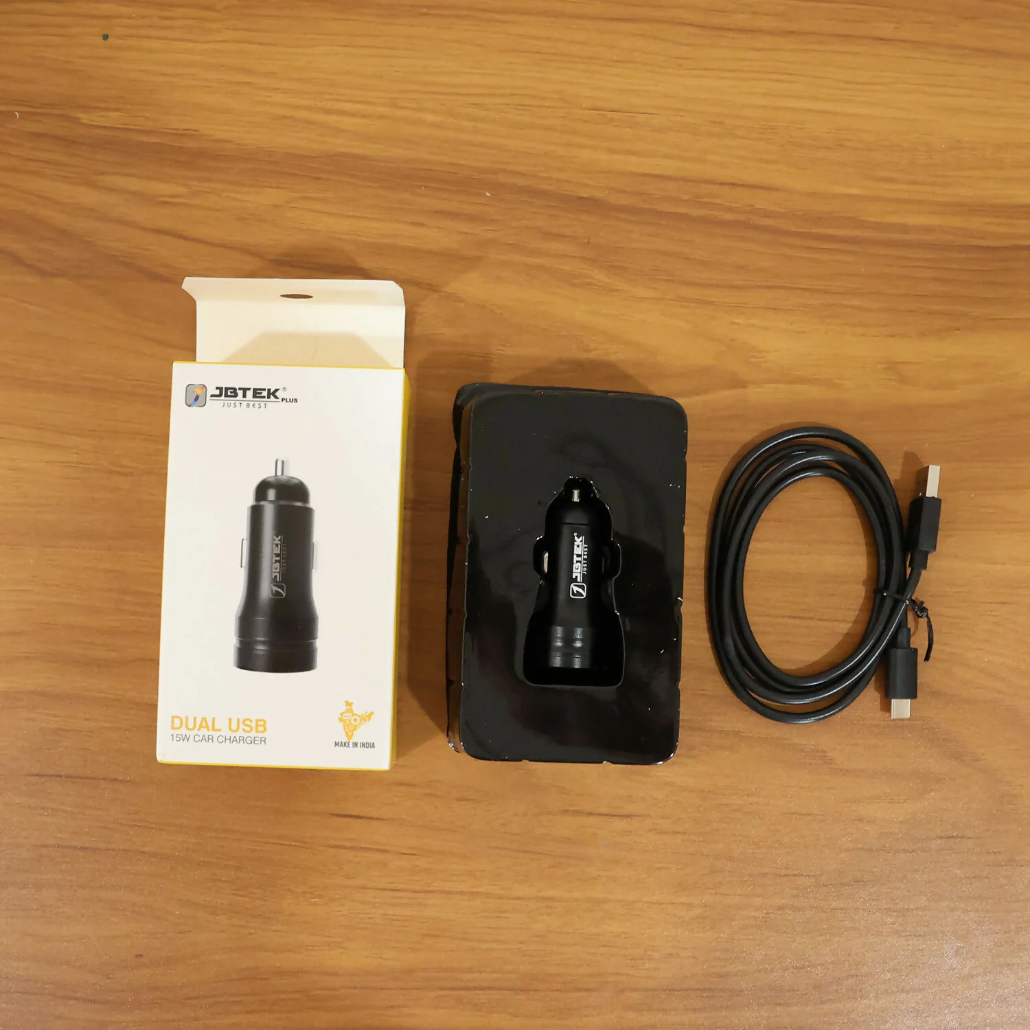Dual USB Car Charger Fast Charging Adapter for Mobile Devices - Image 6