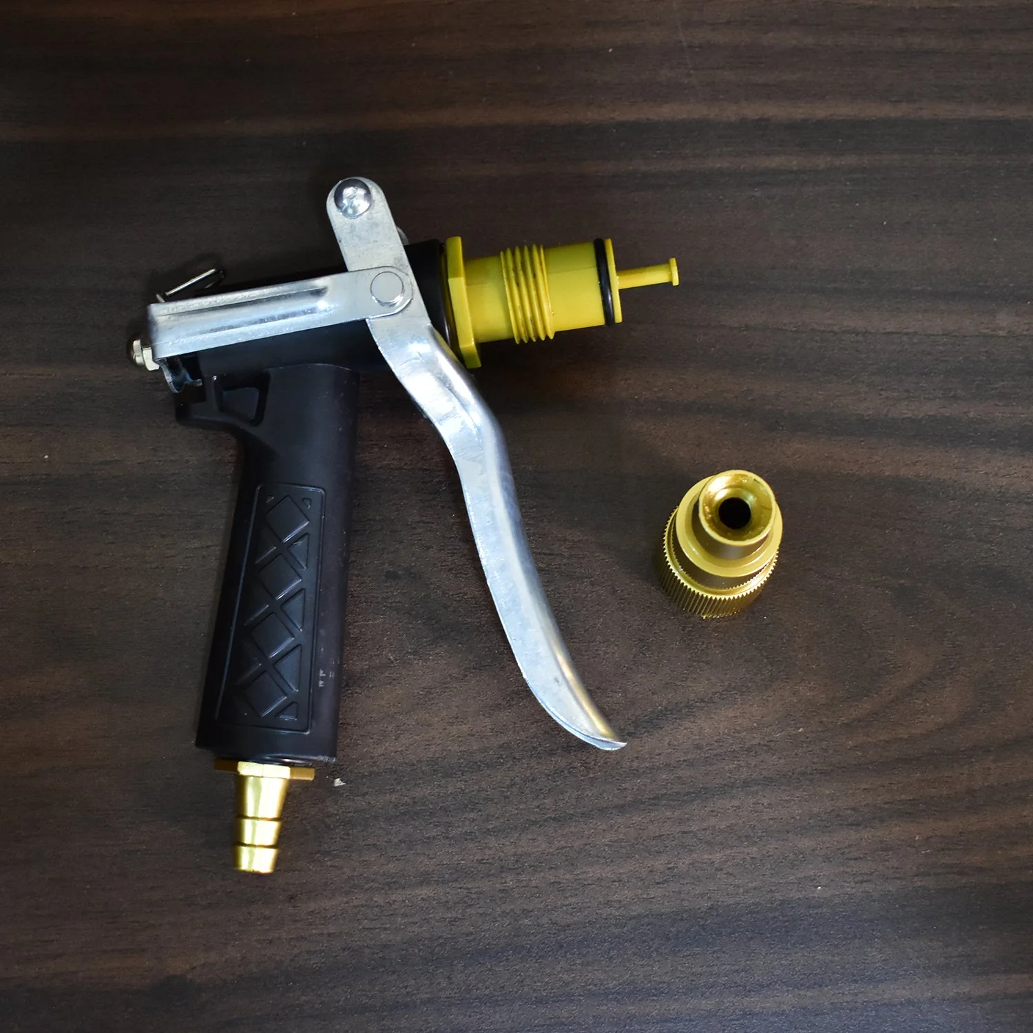 Durable Gold Color Trigger Hose Nozzle Water Lever Spray - Image 6